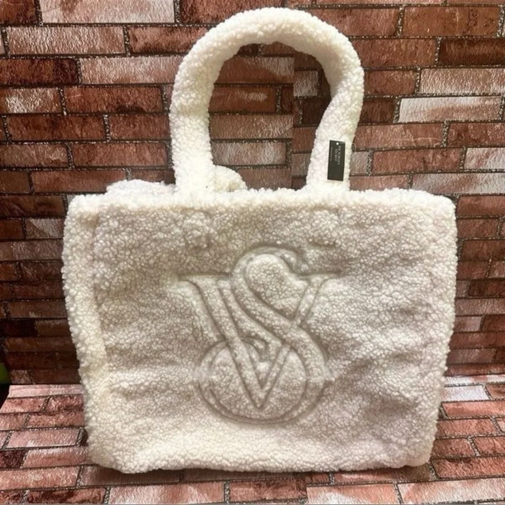 Victoria's Secret  Ivory VS Sherpa Plush Cream Tote Bag - Picture 2 of 11